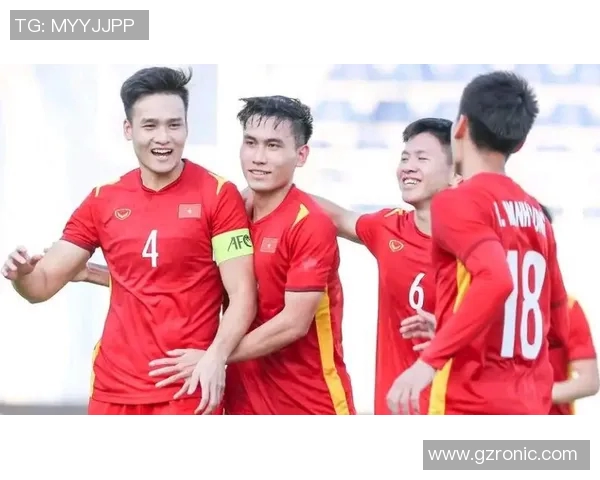 网友幽默调侃越南足球明星表现引发热议引人关注