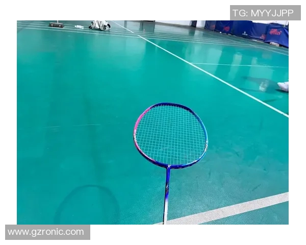 羽毛球新手必看：全面技术入门与实用技巧指南